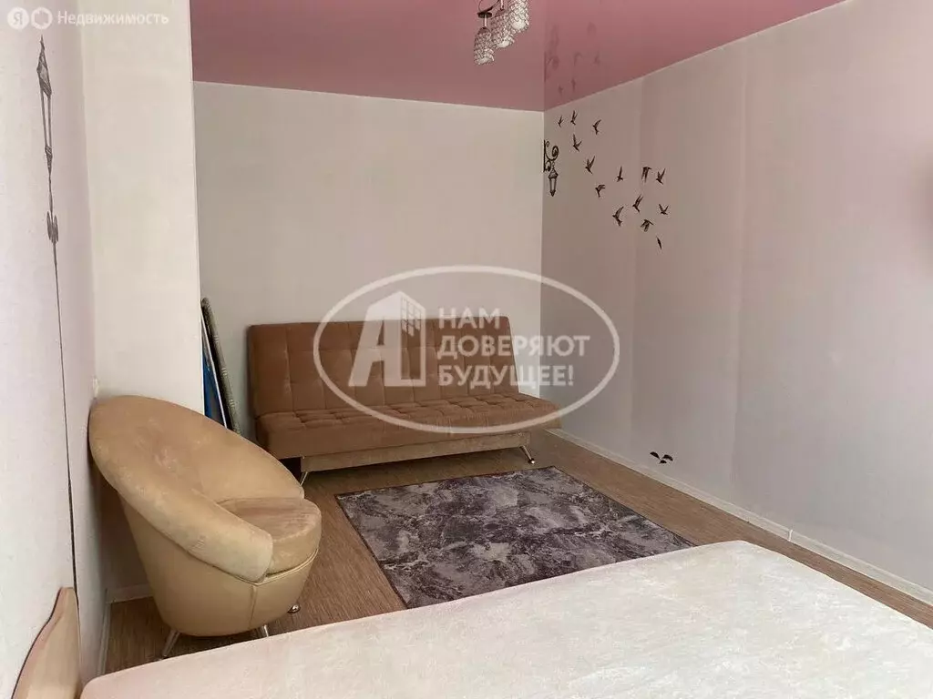 1-комнатная квартира: Лысьва, улица Чапаева, 17 (36 м) - Фото 0