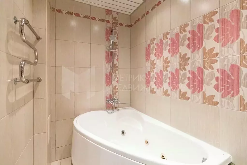 1-к кв. Тюменская область, Тюмень Таврическая ул., 9б (46.2 м) - Фото 1