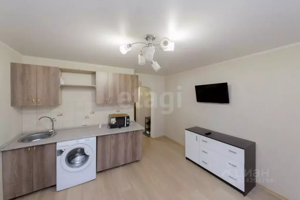 Студия Тюменская область, Тюмень Олимпийская ул., 20 (16.8 м) - Фото 1