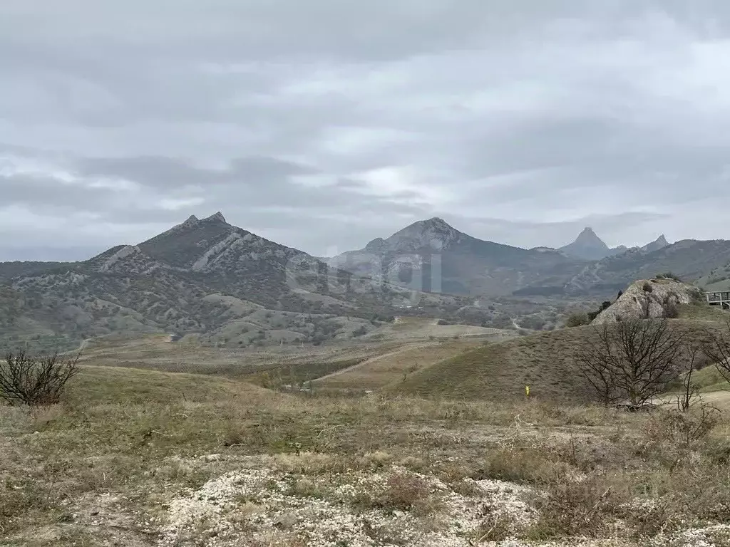 Участок в Крым, Феодосия городской округ, Курортное пгт ул. ... - Фото 0