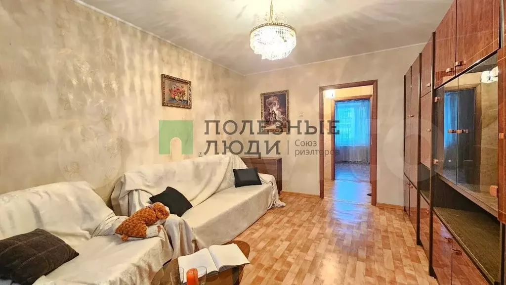 3-к. квартира, 60 м, 6/9 эт. - Фото 0