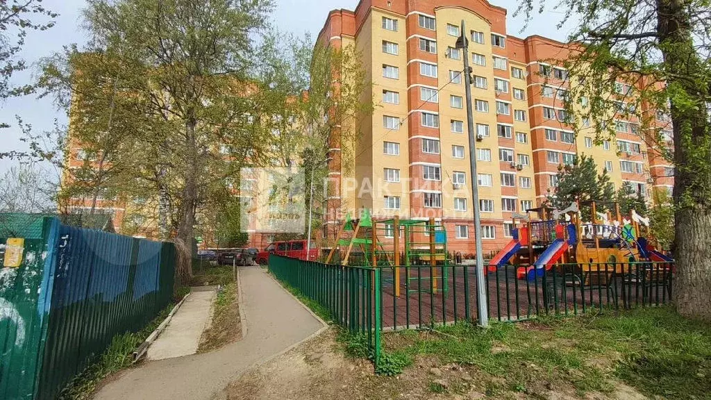 Продается 3-комнатная квартира - Фото 1