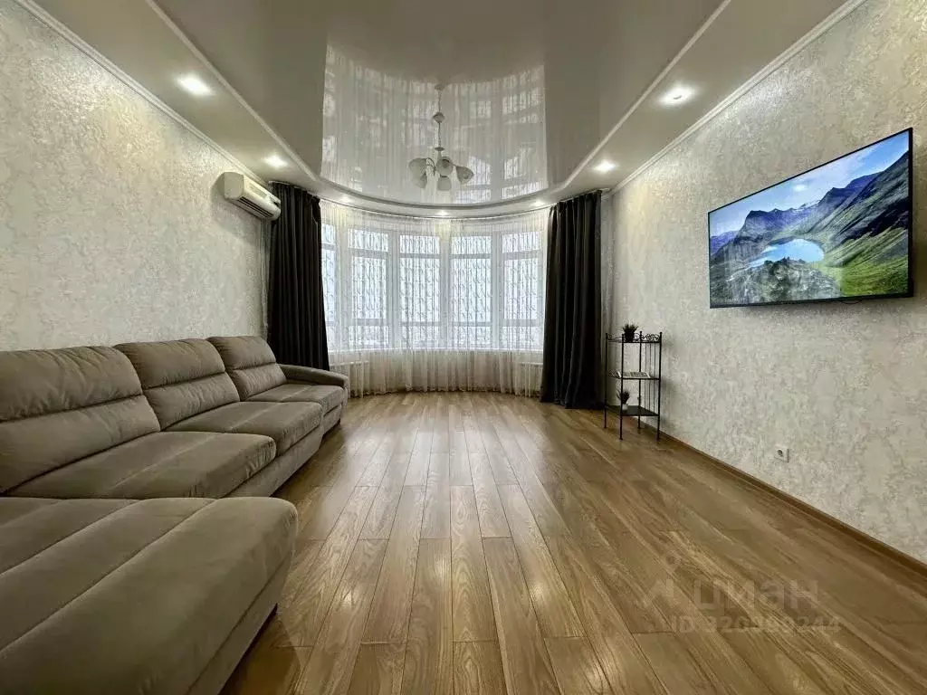 3-к кв. Оренбургская область, Оренбург Комсомольская ул., 122 (105.0 ... - Фото 1