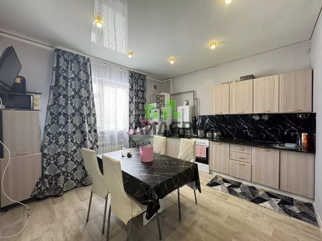 Дом в Башкортостан, Краснокамский район, д. Новая Бура ул. Ленина, 39 ... - Фото 1