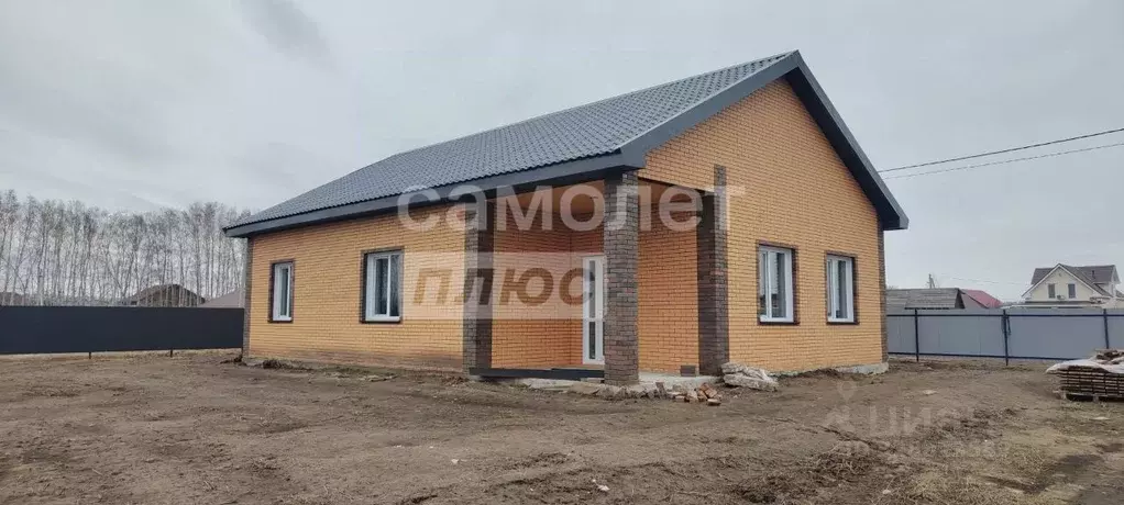 Дом в Омская область, Омский район муниципальный округ, с. ... - Фото 1