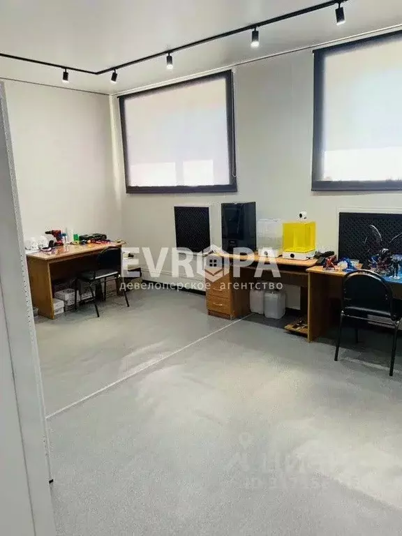 Офис в Ульяновская область, Ульяновск ул. Автомобилистов, 3 (33 м) - Фото 1