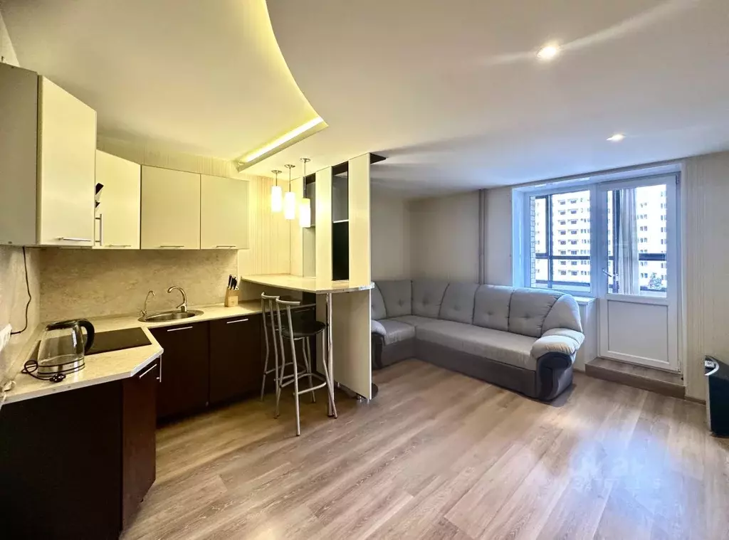 Студия Санкт-Петербург Горелово тер., ул. Коммунаров, 190 (26.0 м) - Фото 2