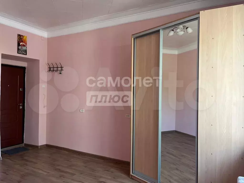 Комната 15,7 м в 8-к., 2/5 эт. - Фото 0
