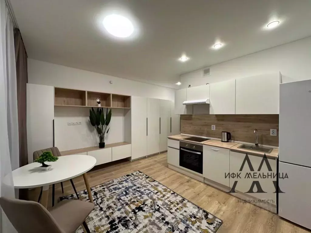 Студия Свердловская область, Екатеринбург Сибирский мкр, Жилой ... - Фото 1