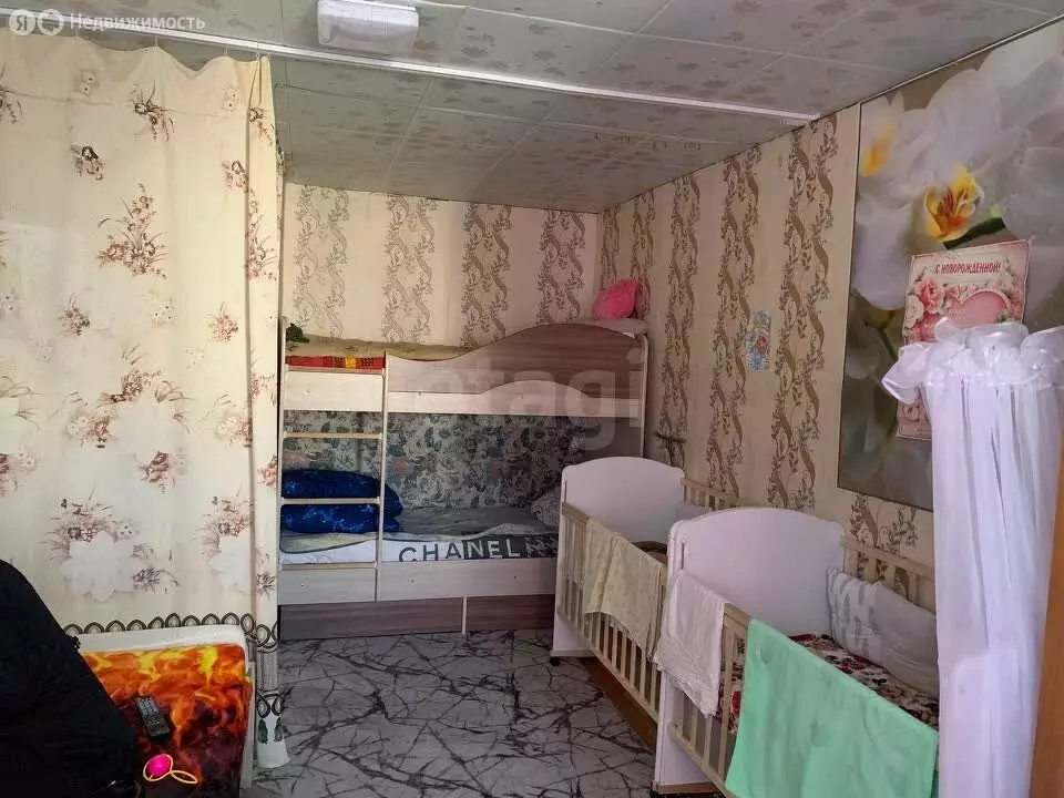 1-комнатная квартира: Далматово, улица Маяковского, 82 (28.5 м) - Фото 0