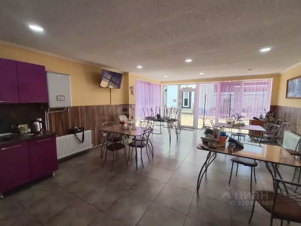 Дом в Адыгея, Майкопский район, пос. Каменномостский ул. Солнечная ... - Фото 1