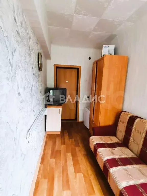 Комната 8,7 м в 3-к., 2/4 эт. - Фото 1