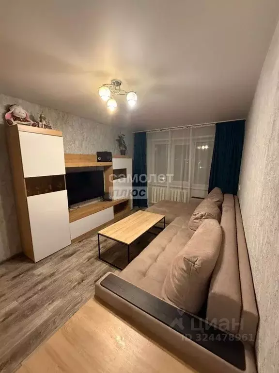 3-к кв. Орловская область, Орел ул. Маяковского, 64 (61.0 м) - Фото 1