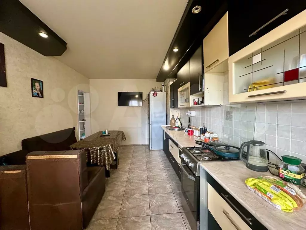 2-к. квартира, 70 м, 4/10 эт. - Фото 0