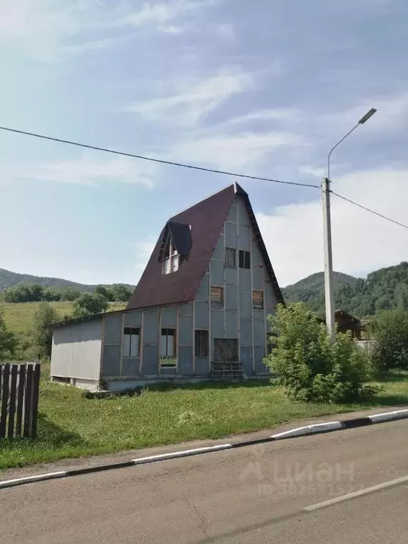 Дом в Алтайский край, Белокуриха Центральная ул. (150 м) - Фото 0