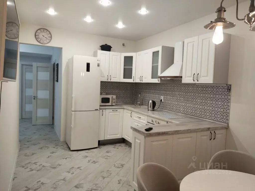 2-к кв. Ленинградская область, Мурино Всеволожский район, пл. ... - Фото 1