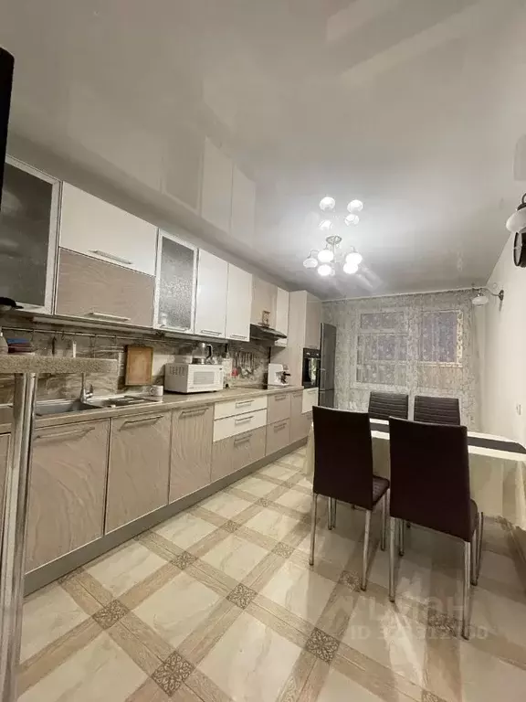 2-к кв. Нижегородская область, Нижний Новгород Ошарская ул., 80 (67.0 ... - Фото 1