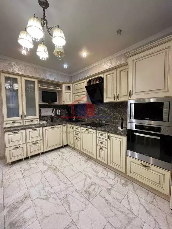 3-к кв. Белгородская область, Старый Оскол Степной мкр, 25 (96.5 м) - Фото 2