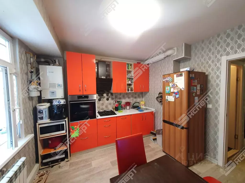 3-к кв. Сахалинская область, Южно-Сахалинск ул. Большая Полянка, 8А ... - Фото 1