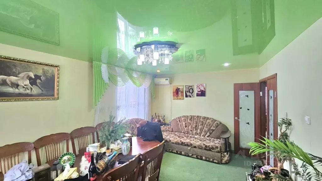 4-к кв. Волгоградская область, Средняя Ахтуба рп ул. Октябрьская, 85 ... - Фото 1