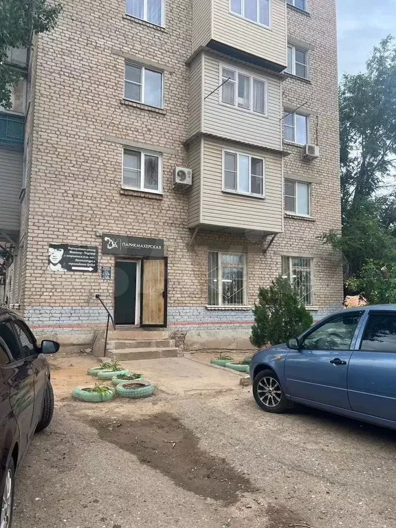 Аренда: помещение свободного назначения 65 м - Фото 1