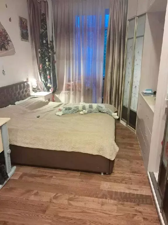 Продается 4-комнатная квартира - Фото 1