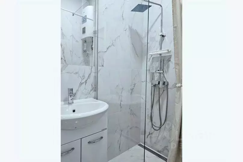 1-к кв. Волгоградская область, Волгоград ул. Канунникова, 11 (15.0 м) - Фото 2