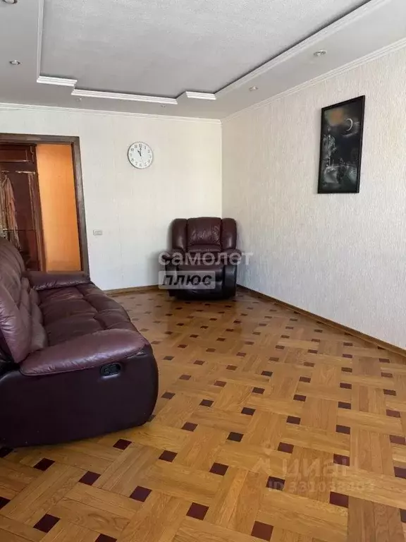 3-к кв. Курская область, Курск ул. Карла Маркса, 72к20 (76.3 м) - Фото 2
