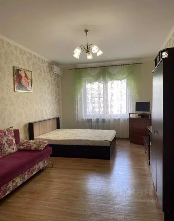 1-к кв. Краснодарский край, Новороссийск Южная ул., 7 (40.0 м) - Фото 0