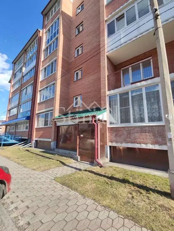 3-к кв. Хакасия, Черногорск ул. Калинина, 1 (76.5 м) - Фото 0