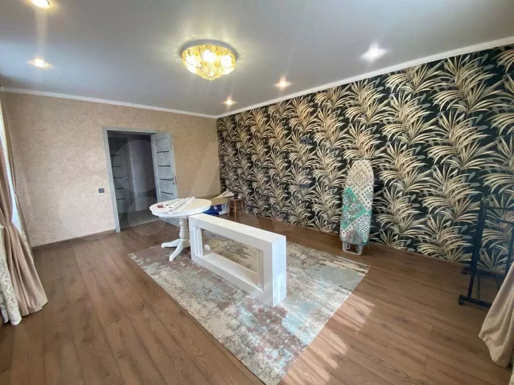 3-к. квартира, 66 м, 2/2 эт. - Фото 0