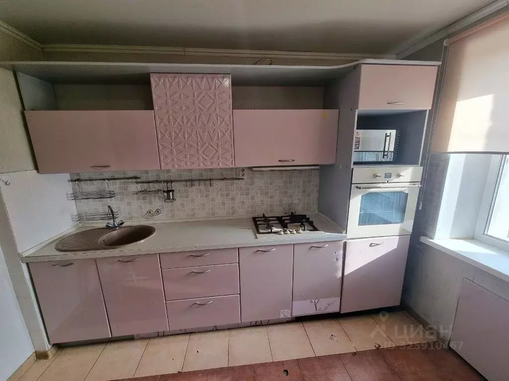 3-к кв. Саратовская область, Саратов ул. Большая Садовая, 192/208 ... - Фото 1