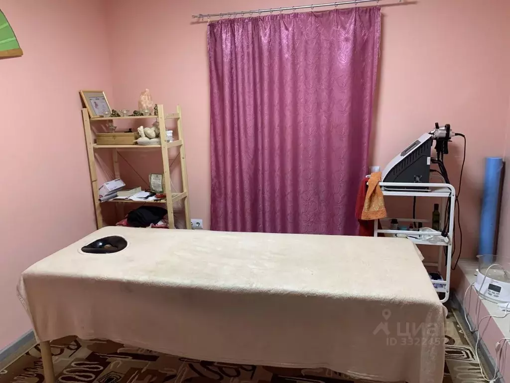 Офис в Омская область, Омск Омская ул., 77/2 (20 м) - Фото 1