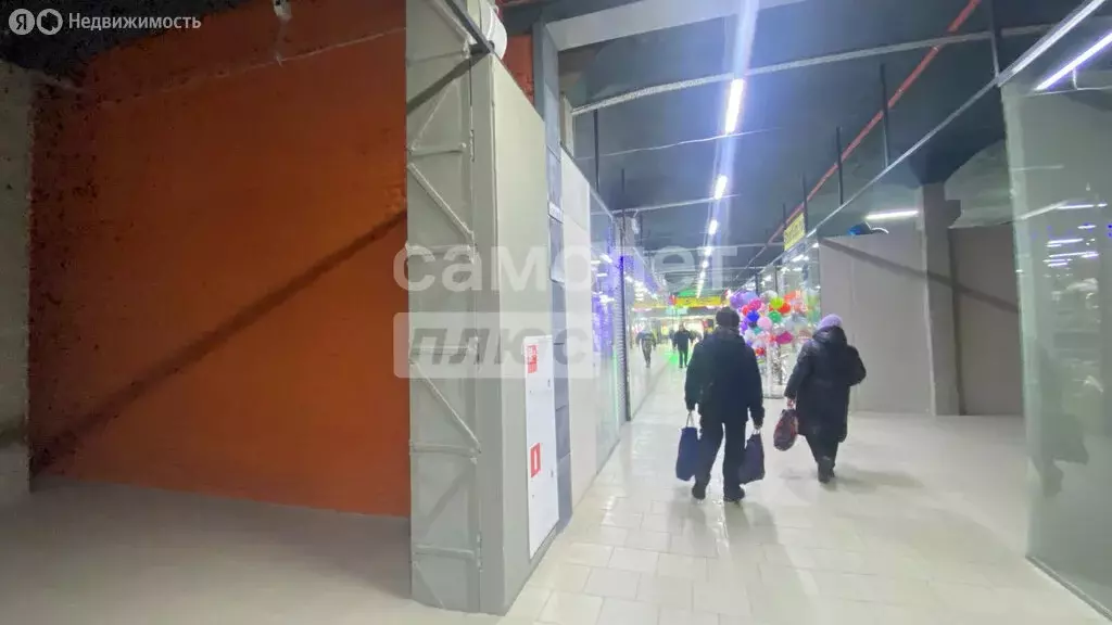 Торговая площадь (300 м) - Фото 2