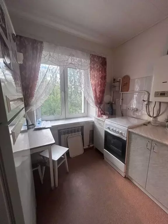 3-к. квартира, 56 м, 5/5 эт. - Фото 0