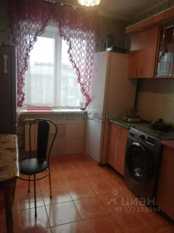 3-к кв. Красноярский край, Красноярск ул. Копылова, 48 (65.0 м) - Фото 1