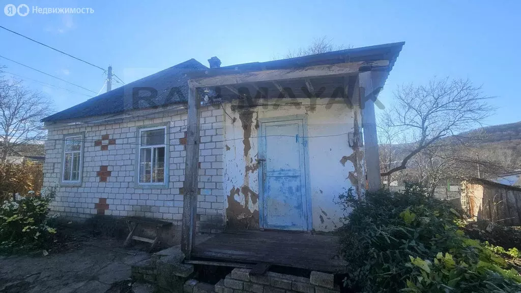 Дом в посёлок Каменномостский, Глухая улица, 40 (70 м) - Фото 1