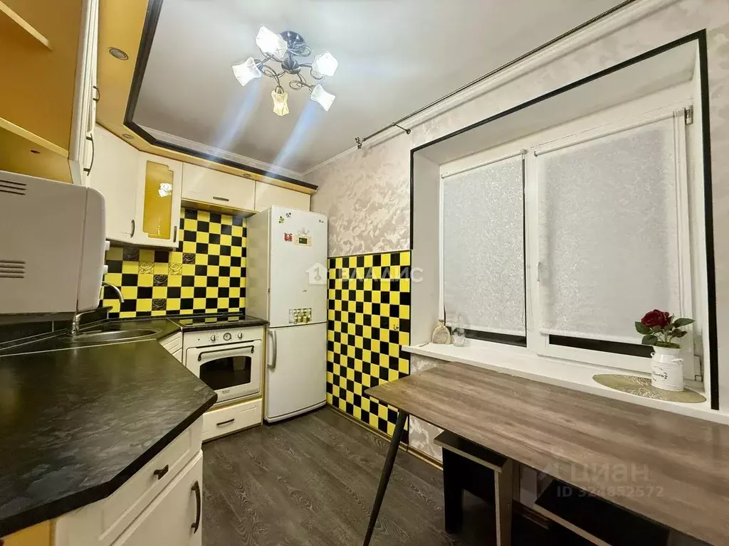 2-к кв. Белгородская область, Белгород ул. Белгородского полка, 25 ... - Фото 2