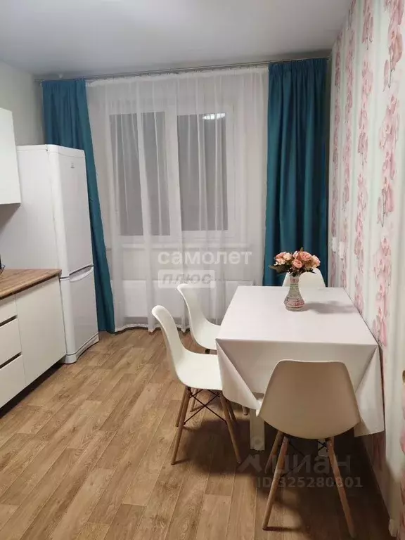 2-к кв. Самарская область, Тольятти 2-й кв-л, бул. Кулибина, 2А (58.0 ... - Фото 1