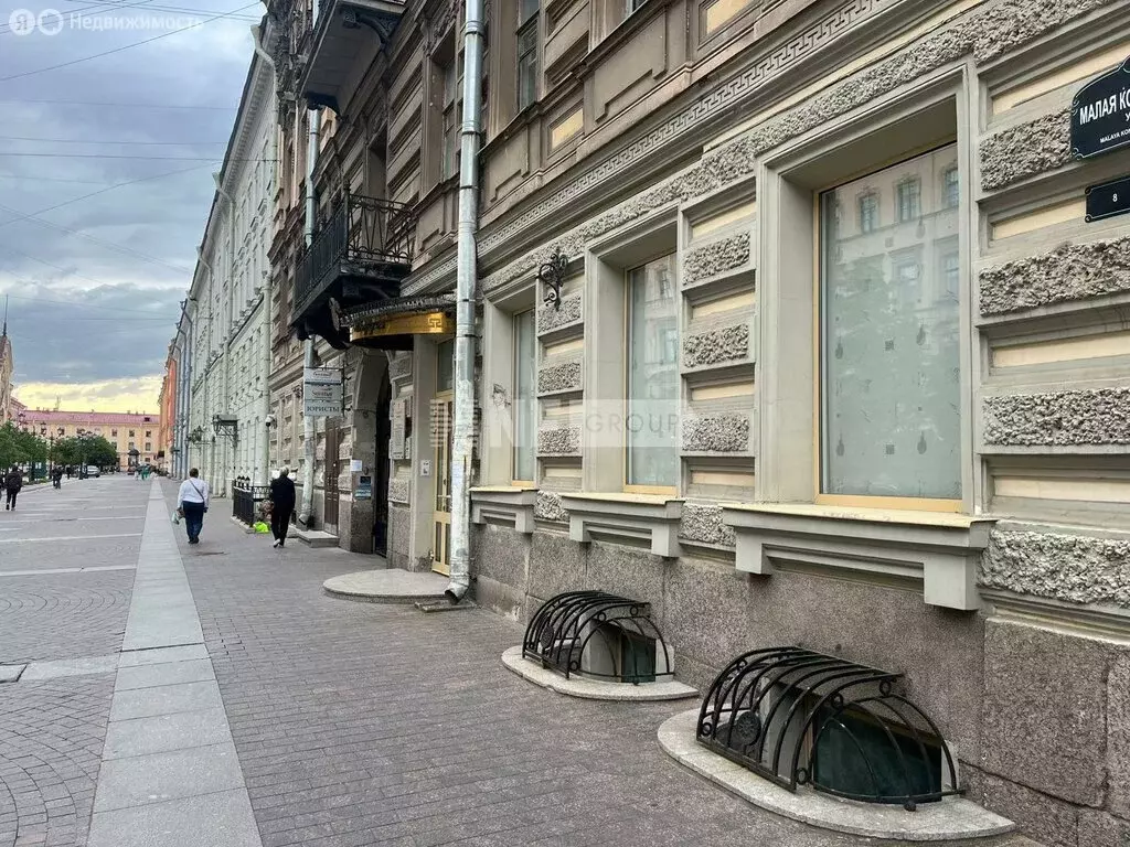 Торговая площадь (220 м) - Фото 2