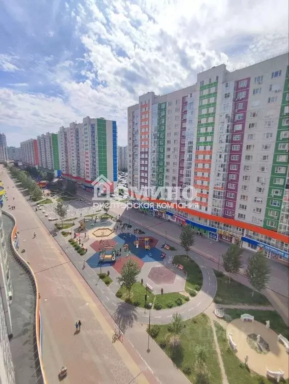 2-к кв. Тюменская область, Тюмень ул. Федюнинского, 54к2 (59.0 м) - Фото 1