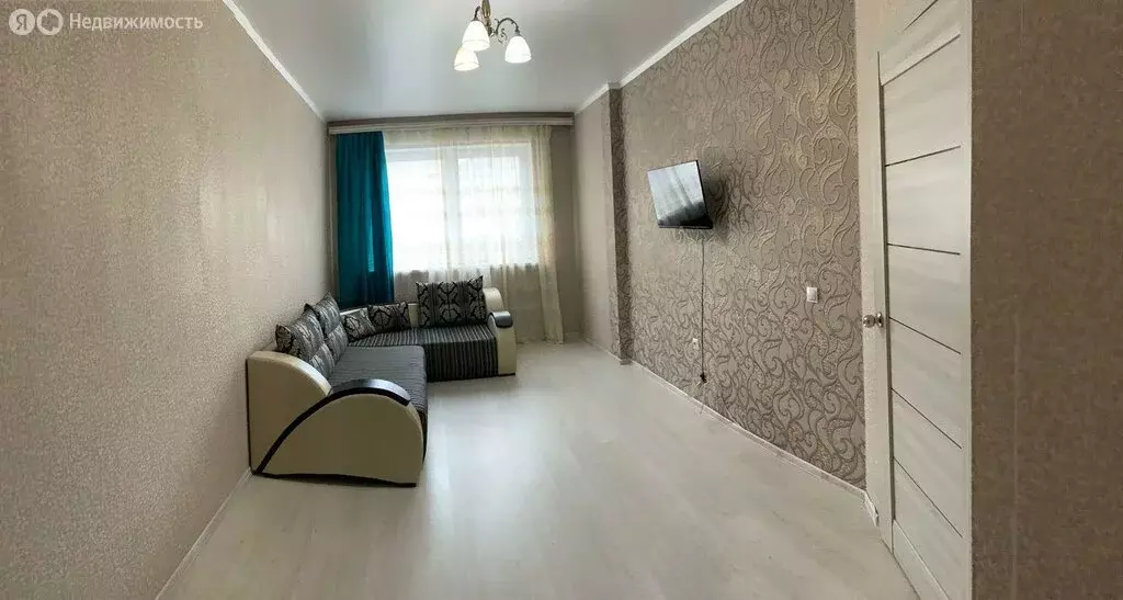 1-комнатная квартира: Краснодар, Командорская улица, 3к1 (38.4 м) - Фото 0