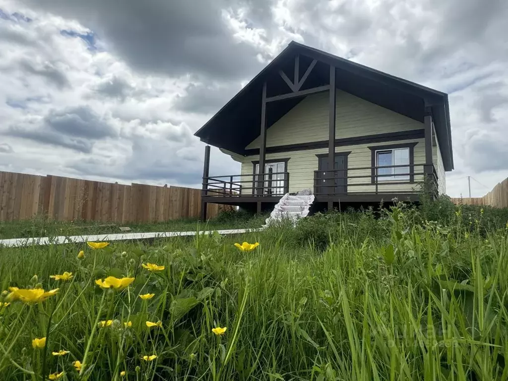 Дом в Иркутская область, Иркутский муниципальный округ, д. Карлук, ... - Фото 1