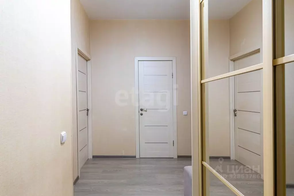 2-к кв. Санкт-Петербург ул. Адмирала Трибуца, 10 (66.1 м) - Фото 1