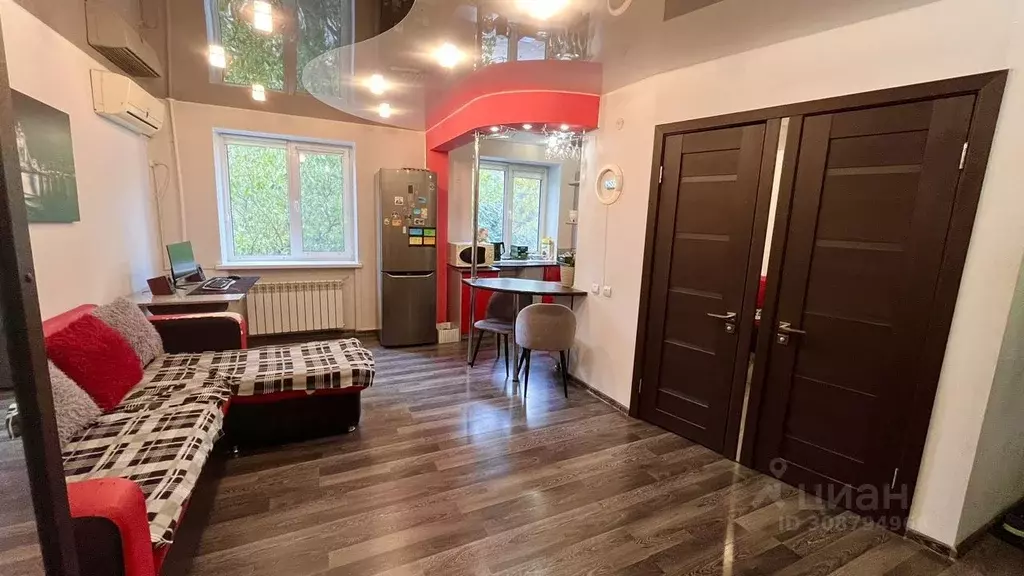 3-к кв. Волгоградская область, Жирновск ул. Куйбышева, 5 (52.0 м) - Фото 1