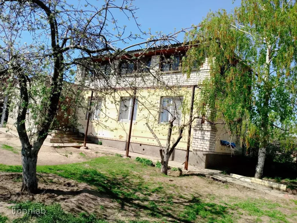 Дом в Волгоградская область, Волгоград ул. Джамбула Джабаева, 10/329 ... - Фото 1