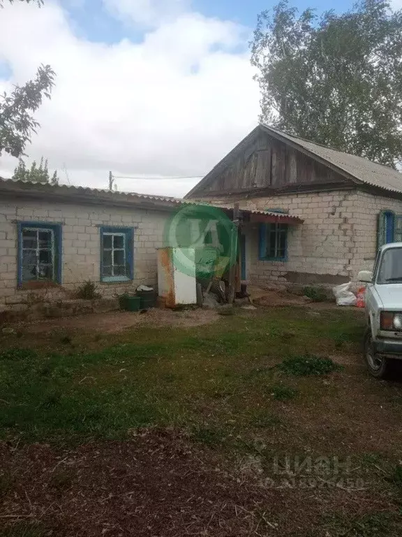 Дом в Оренбургская область, Новоорский район, Приреченский сельсовет, ... - Фото 1