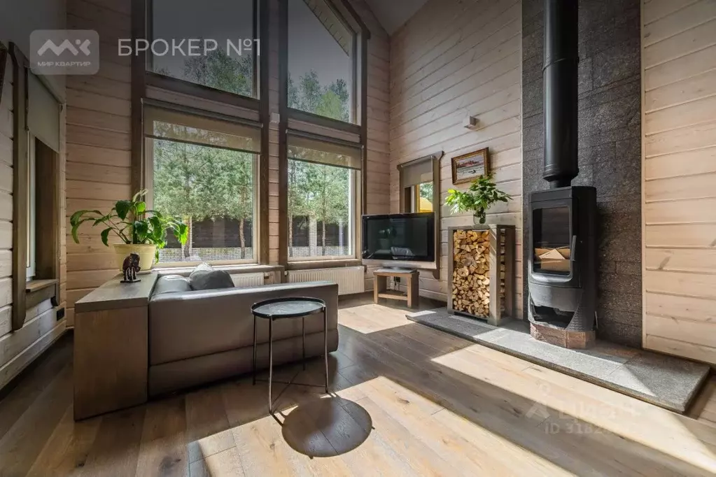 Дом в Ленинградская область, Выборгский район, Рощино пгт ул. Связи, 6 ... - Фото 2