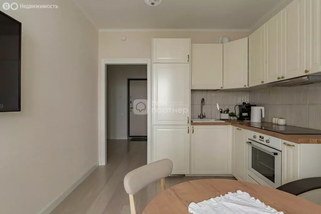 1-комнатная квартира: Санкт-Петербург, Новолитовская улица, 10 (40 м) - Фото 2