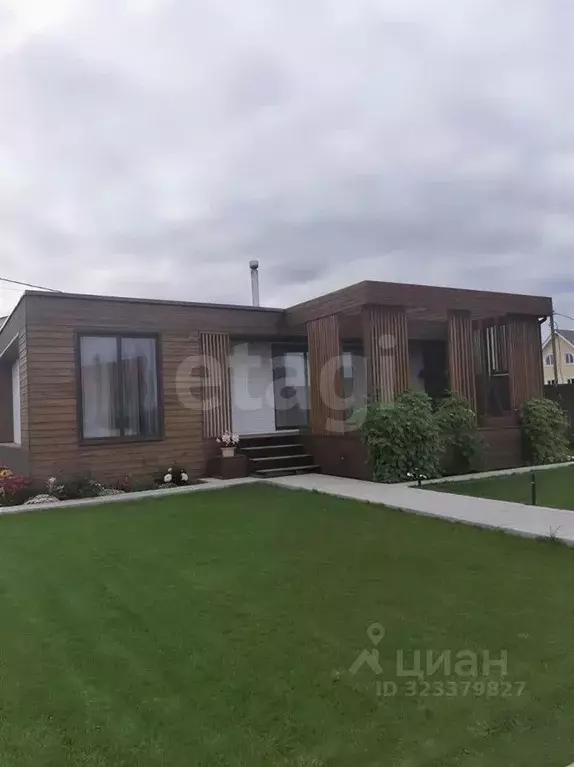 Дом в Ленинградская область, Ломоносовский район, Виллозское городское ... - Фото 0